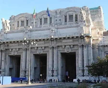 Center City Central Station * Milan