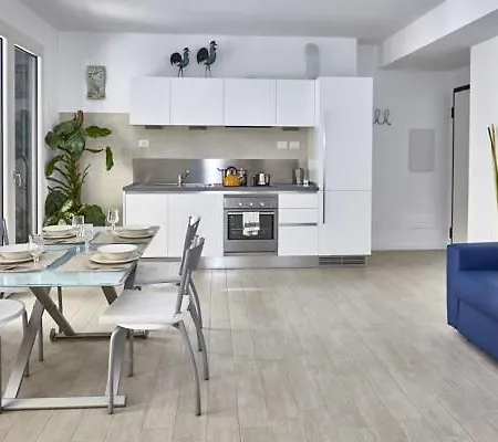 Center City Central Station Apartment Milan