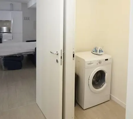 Center City Central Station Apartment Milan